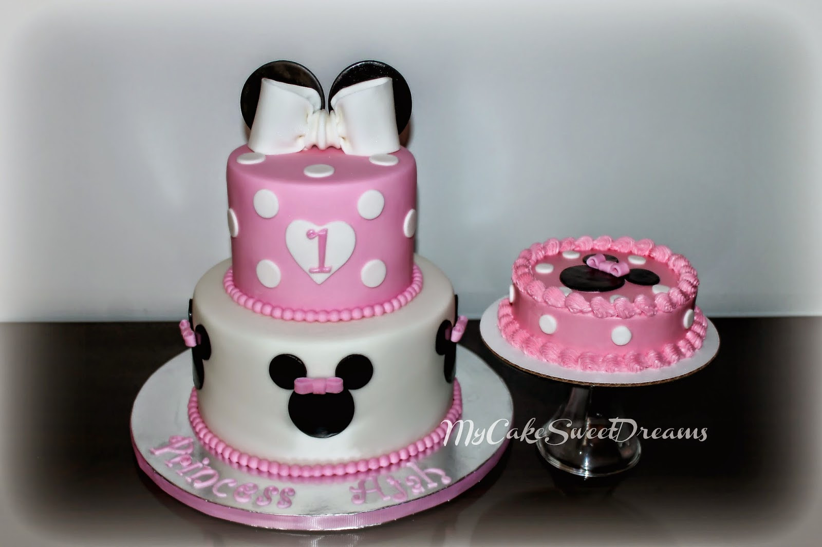 Minnie Mouse 1st Birthday Cake
 My Cake Sweet Dreams Minnie Mouse 1st Birthday Cake