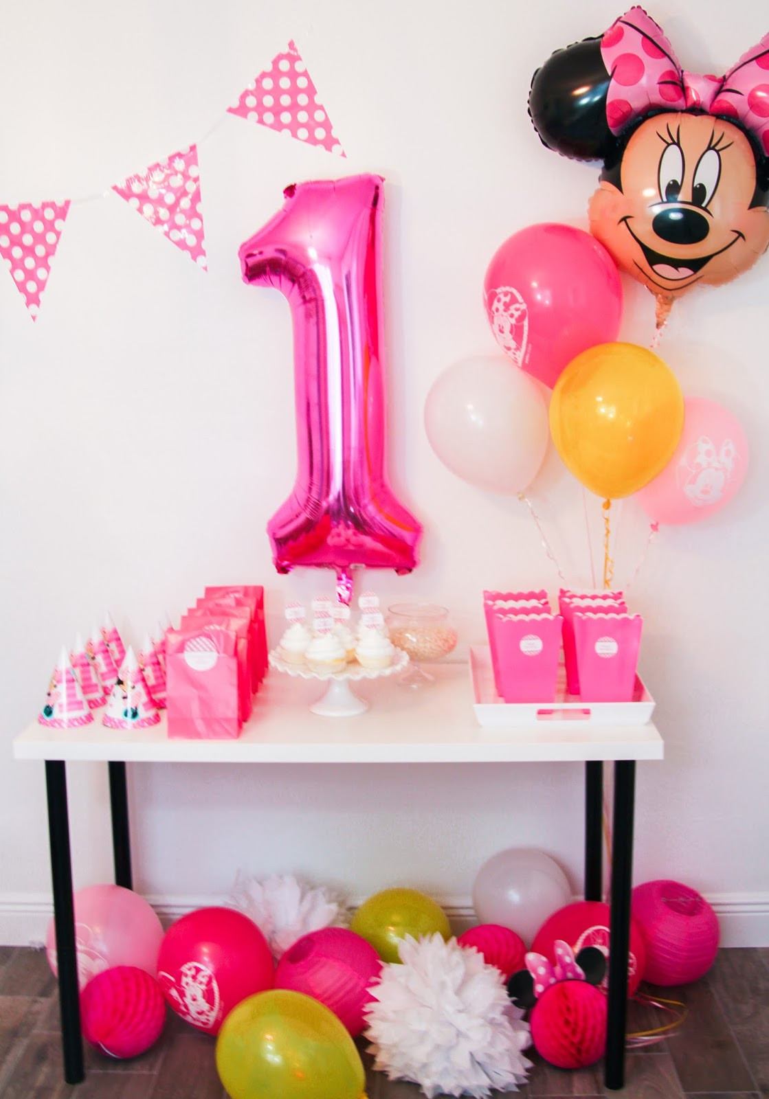 Minnie Mouse Birthday Decorations
 Minnie Mouse First Birthday Party