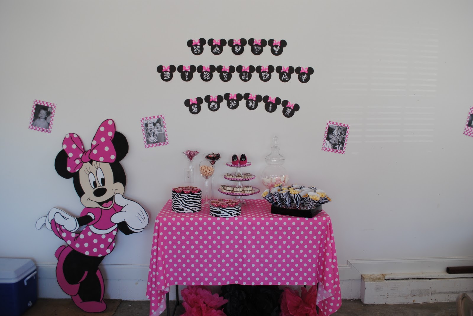 Minnie Mouse Birthday Decorations
 Two Shakes of a Lamb s Tail Sophie s Minnie Mouse