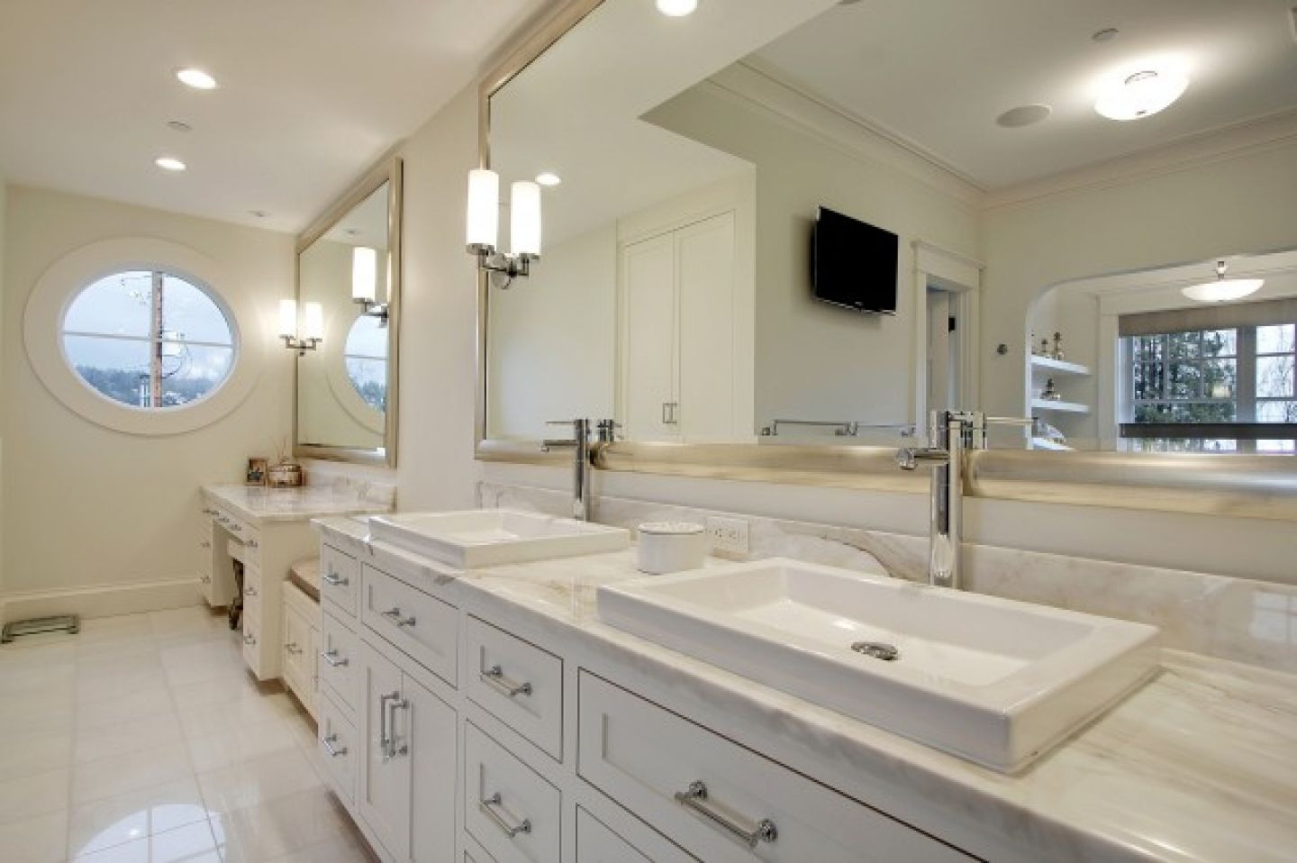 Mirrors Over Bathroom Sinks
 3 Simple Bathroom Mirror Ideas MidCityEast