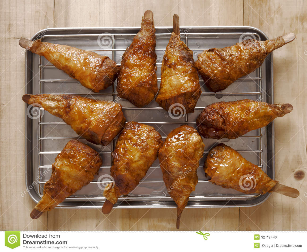 Mock Chicken Legs
 Ve arian Mock Chicken Drumsticks Stock Image of