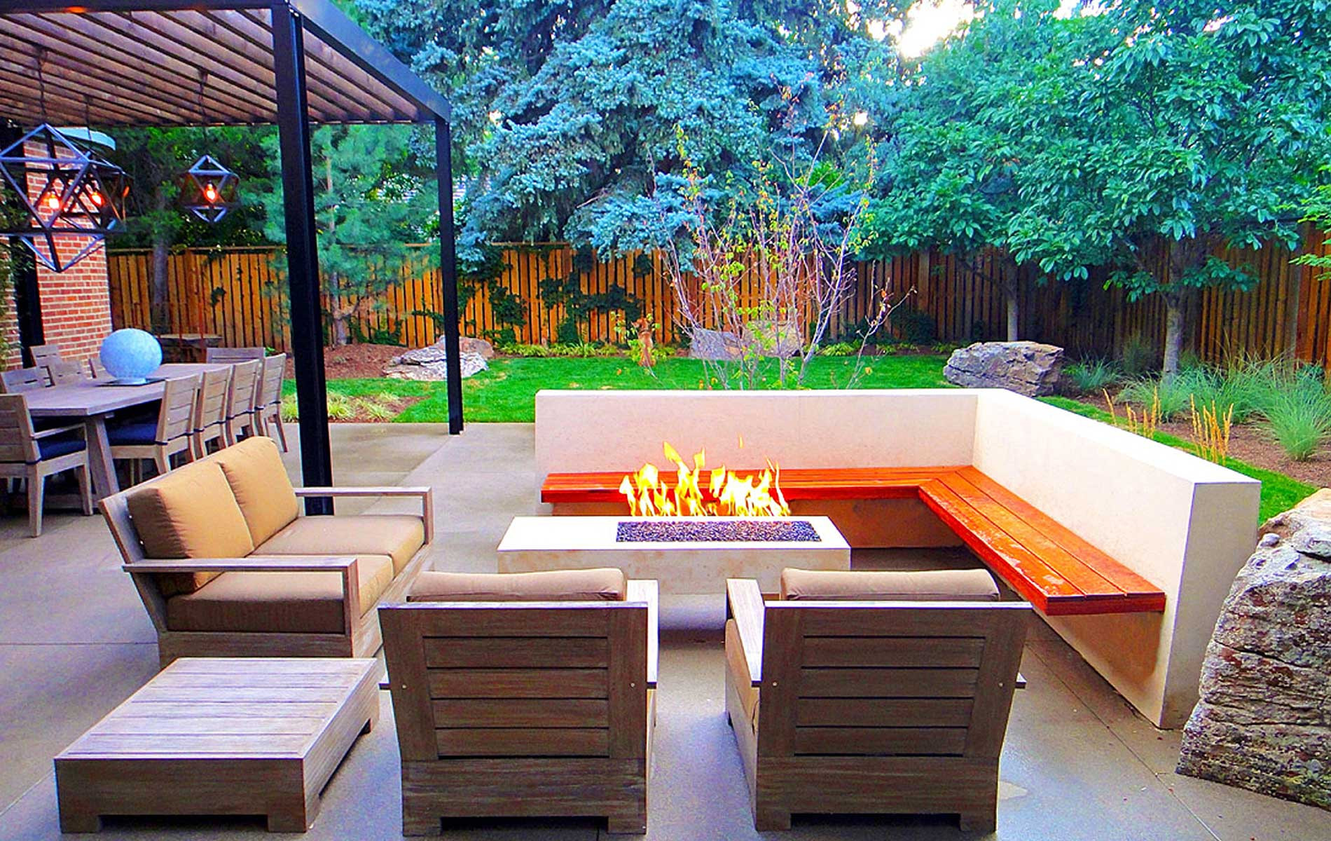 Modern Outdoor Fire Pit
 Modern Outdoor Living Space in Park Hill Mile High