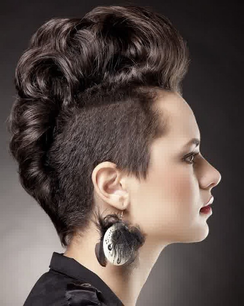 Mohawk Hair Cut For Women
 Top 19 Stylish Mohawk Hairstyles for versatile looks