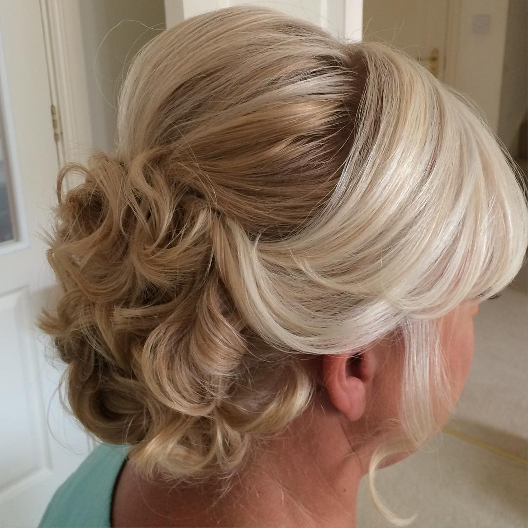 Mother Of The Bride Hairstyles Updo
 40 Ravishing Mother of the Bride Hairstyles