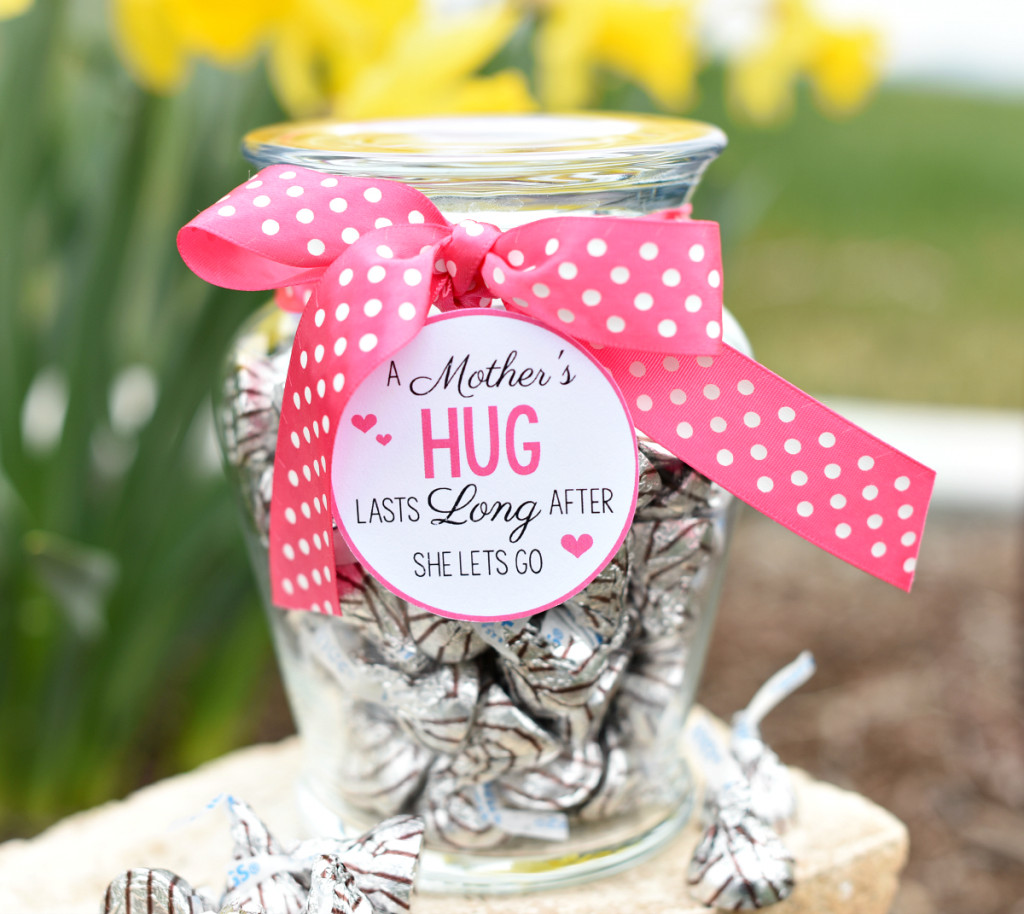Mothers Day Gift Ideas Pinterest
 Sentimental Gift Ideas for Mother s Day – Fun Squared