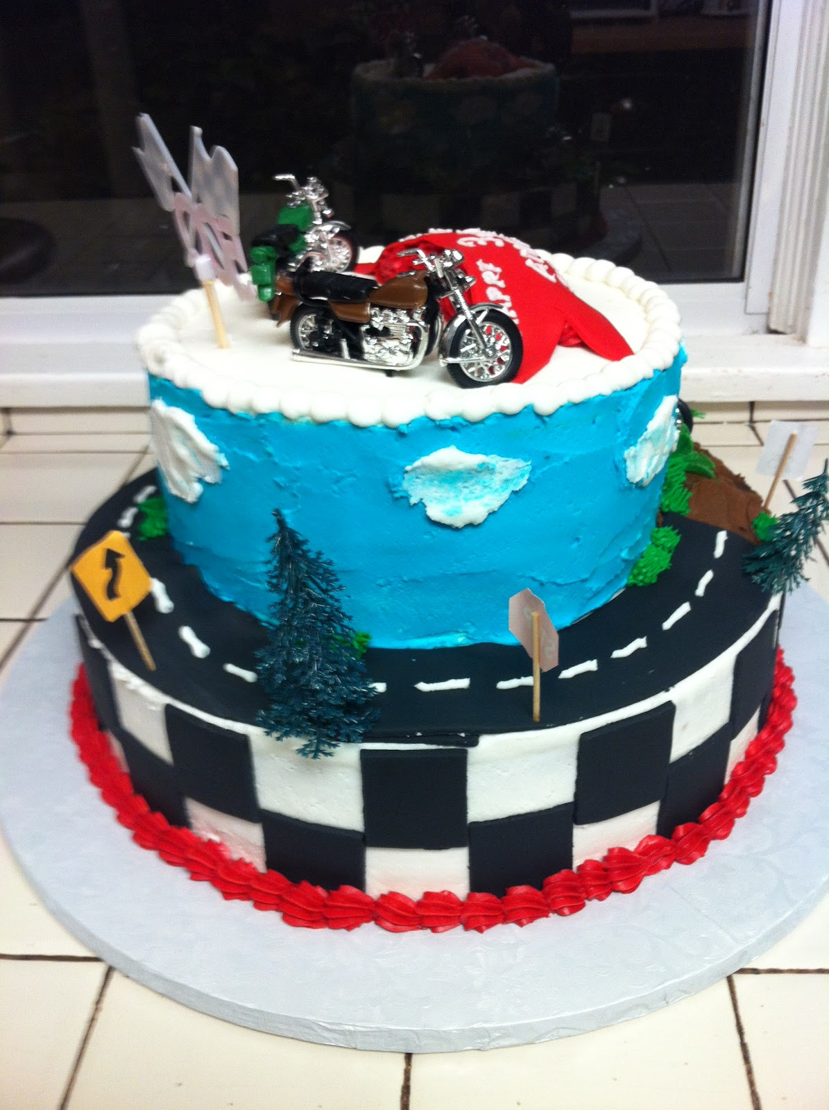 Motorcycle Birthday Cakes
 Betty s Batter Blog Motorcycle Birthday Cake