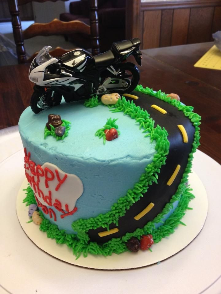 Motorcycle Birthday Cakes
 Best 25 Motorcycle birthday cakes ideas on Pinterest