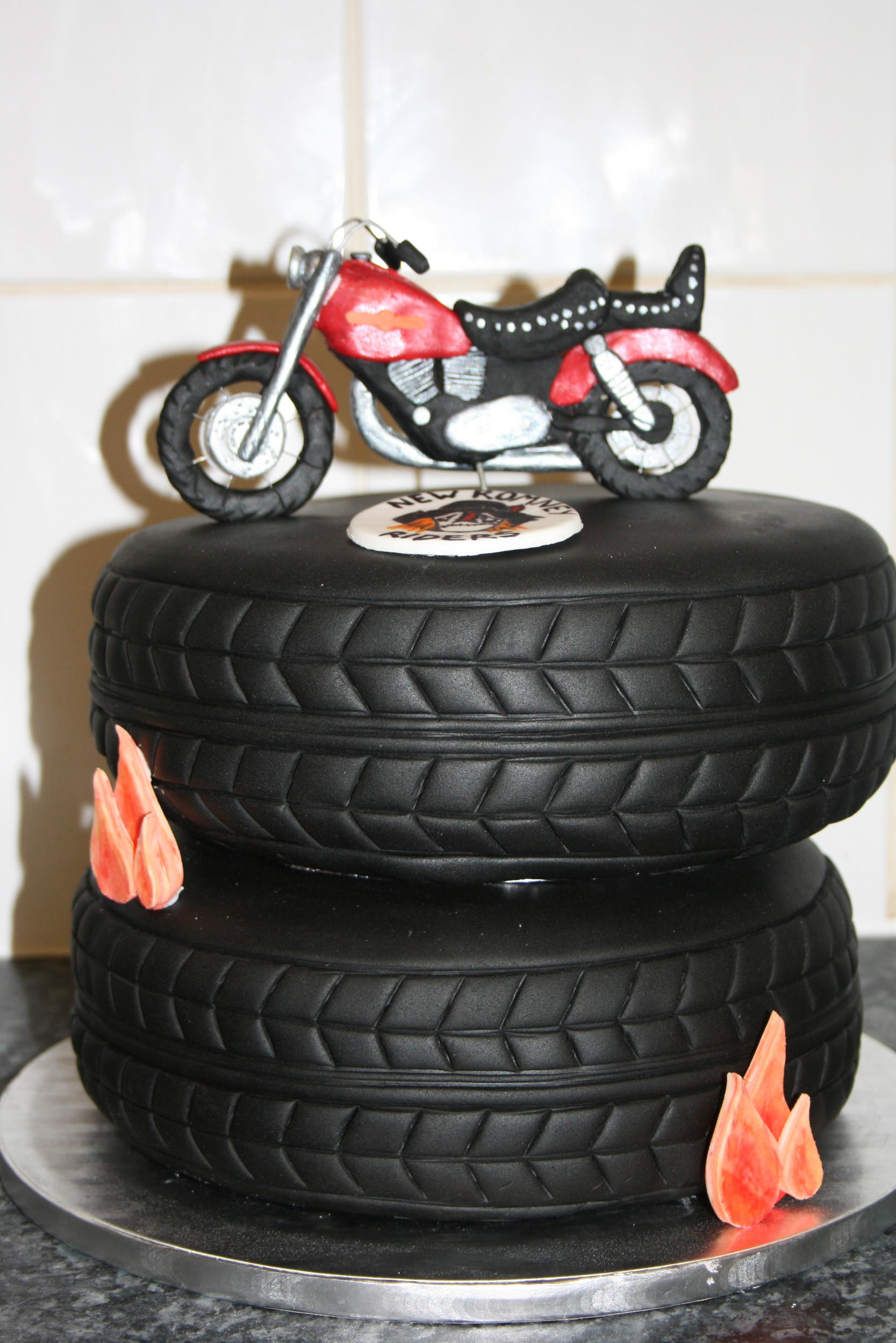 Motorcycle Birthday Cakes
 Harley Davidson cake