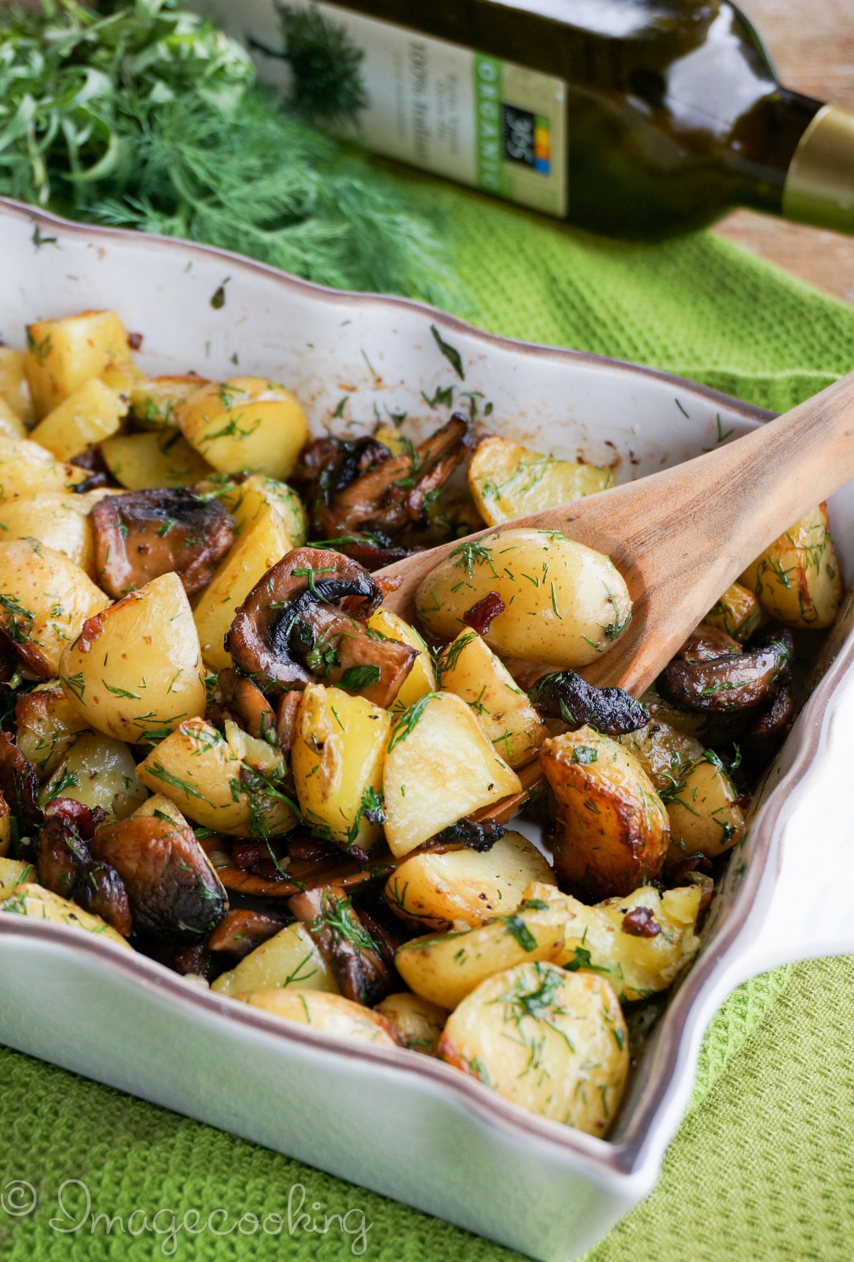 Mushroom Side Dishes
 Roasted Potatoes with Mushrooms Side Dish