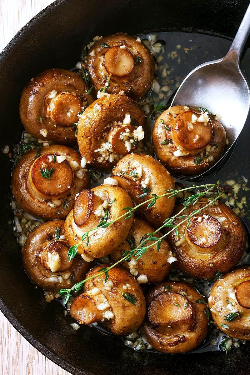 Mushroom Side Dishes
 Roasted Mushrooms with Garlic Butter Sauce Recipe — Eatwell101