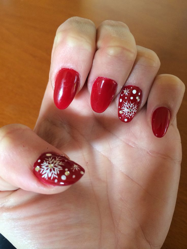 Nail Designs With Red Nail Polish
 Red nail design red nail polish oval nails snow flake