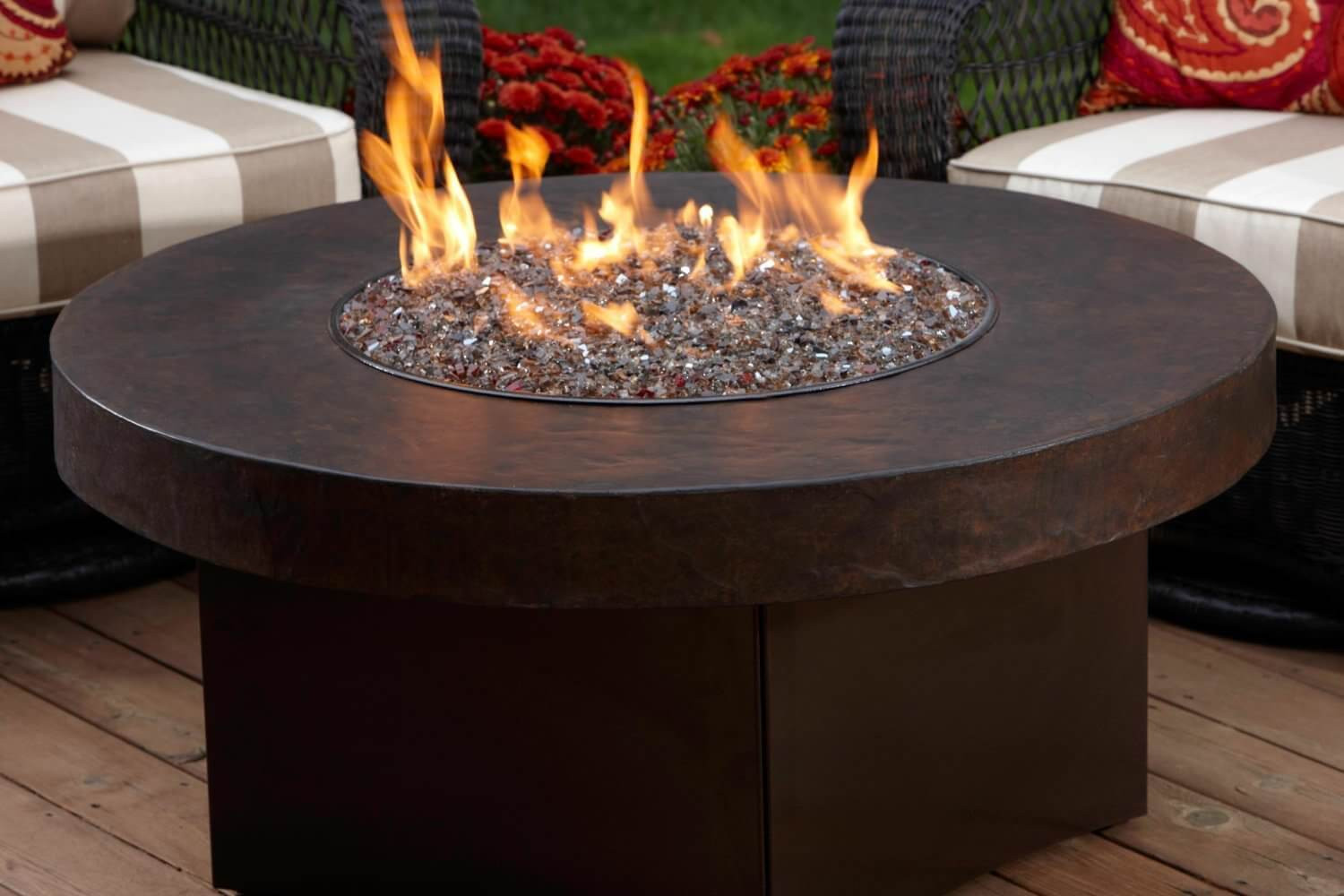 Natural Gas Patio Fire Pit
 42 Backyard and Patio Fire Pit Ideas