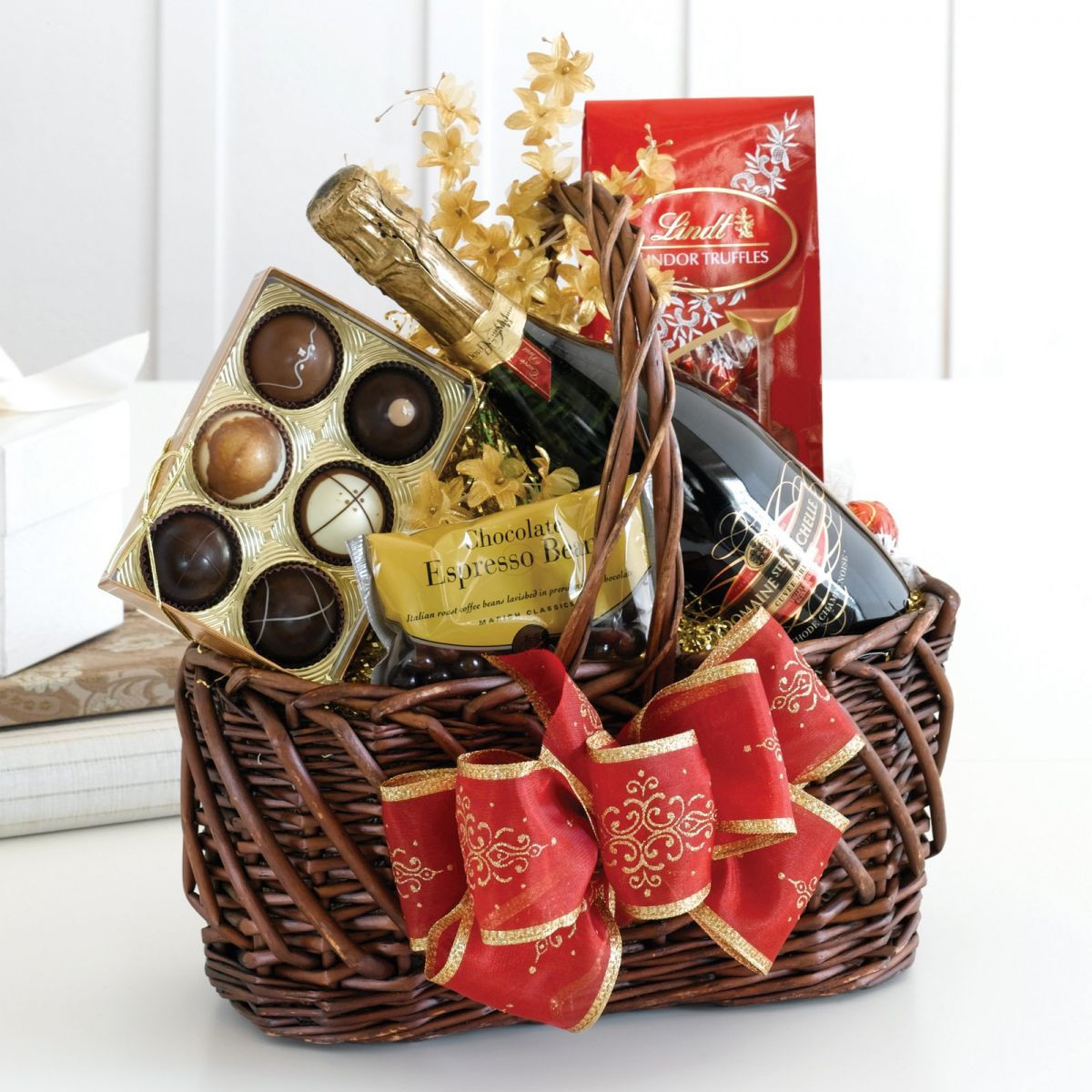 New Christmas Gift Ideas
 17 Baskets Anomalous n Some Classic Christmas Gift Hamper