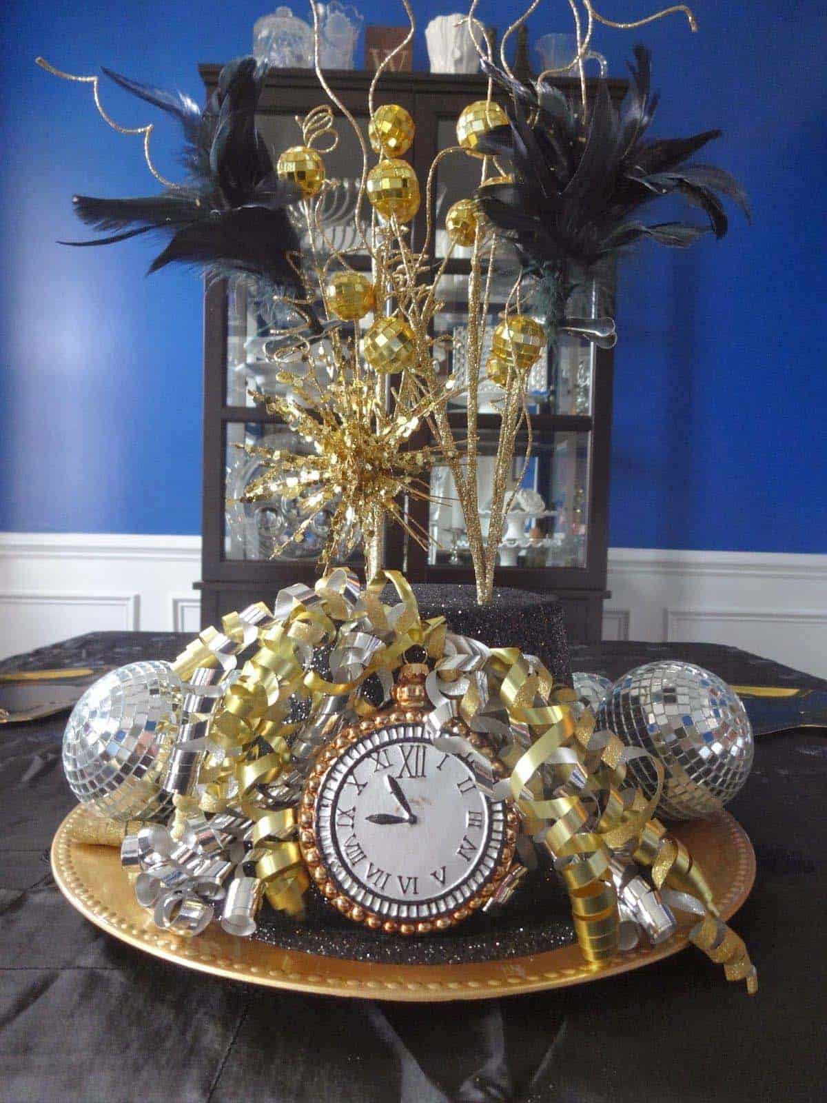 New Year Eve Themes Ideas
 15 Fabulous Decor Ideas For The Ultimate New Year s Eve Party
