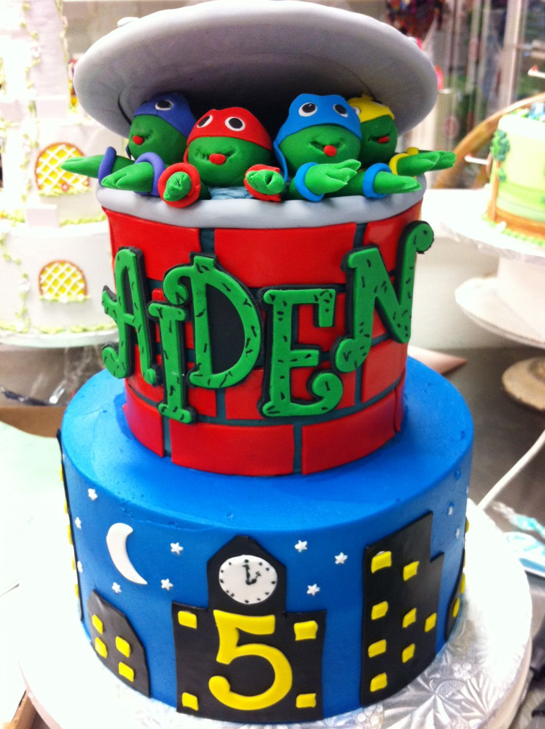 Ninja Turtle Birthday Cake Ideas
 A Teenage Mutant Ninja Turtles cake TMNT Cake 029