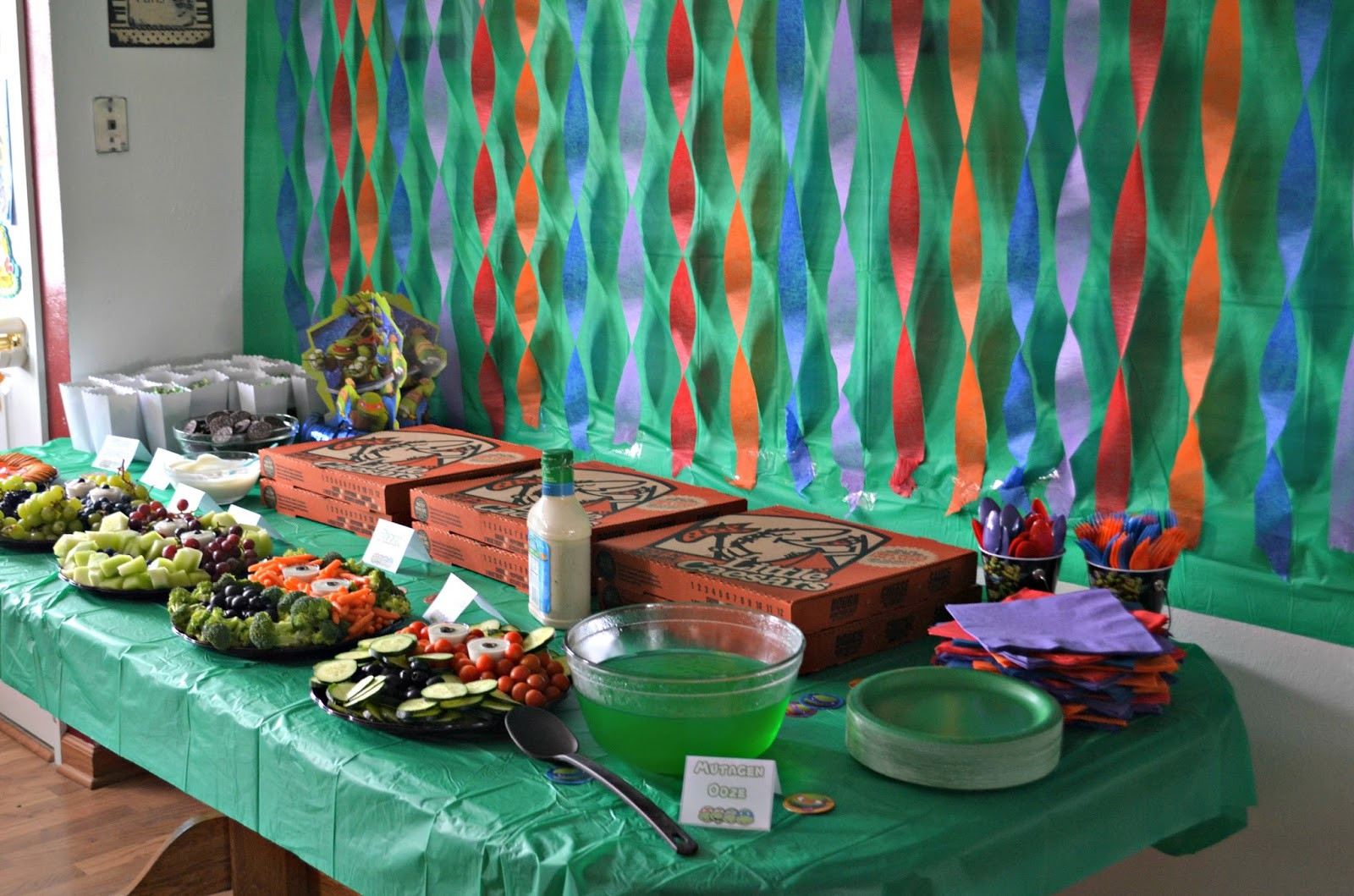 Ninja Turtles Birthday Party Food Ideas
 Teenage Mutant Ninja Turtle Birthday Party