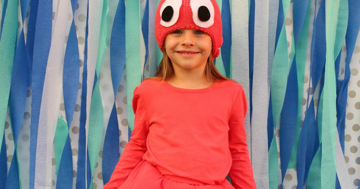 Octopus Costume DIY
 Giggles Galore Handmade DIY Octopus Costume