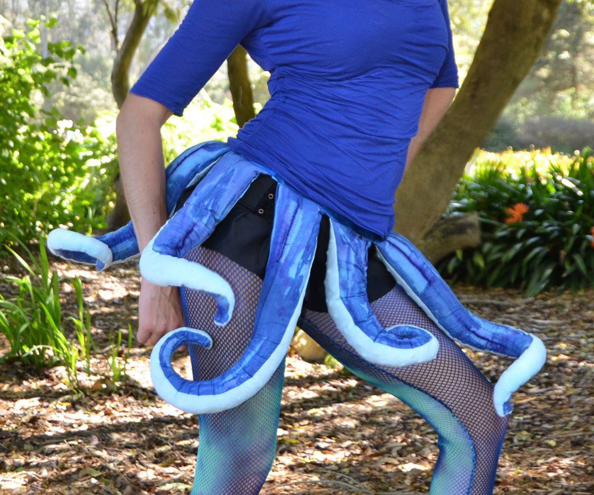 Octopus Costume DIY
 DIY Octopus Costume