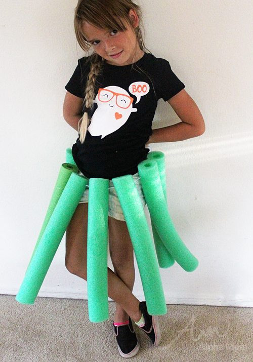 Octopus Costume DIY
 Octopus Costume for Kids Under the Sea Series