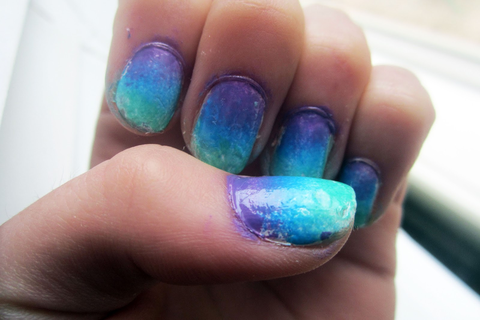 Ombre Nails With Glitter
 MISS VELVET GLITTER Ombre Nails