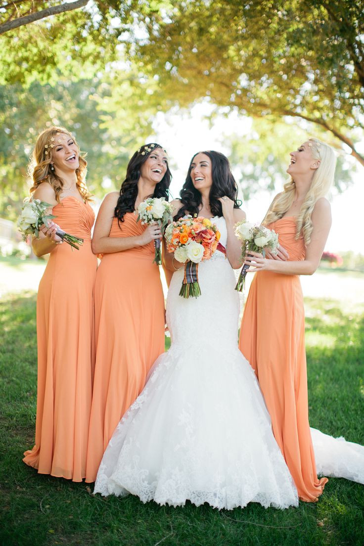 Orange Wedding Colors
 We are Totally Crushing on These Orange Wedding Ideas