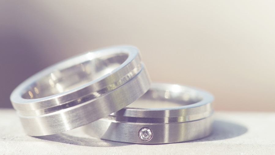 Origin Of Wedding Rings
 16 mon Wedding Traditions—And the Shocking History