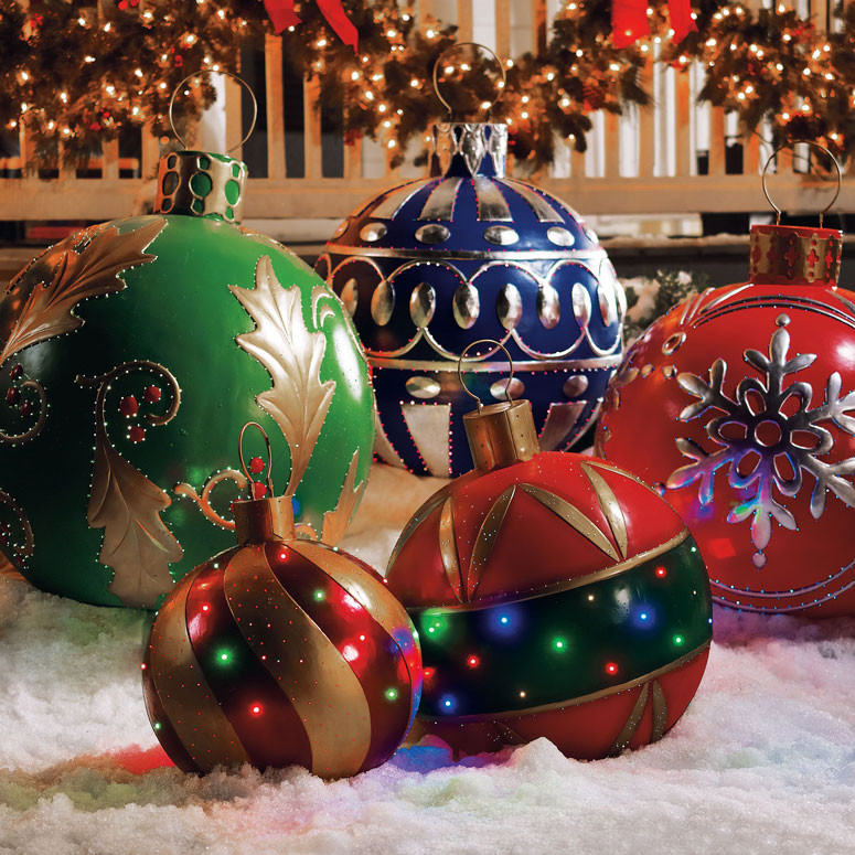 Outdoor Christmas Balls
 Giant Outdoor Lighted Ornaments The Green Head