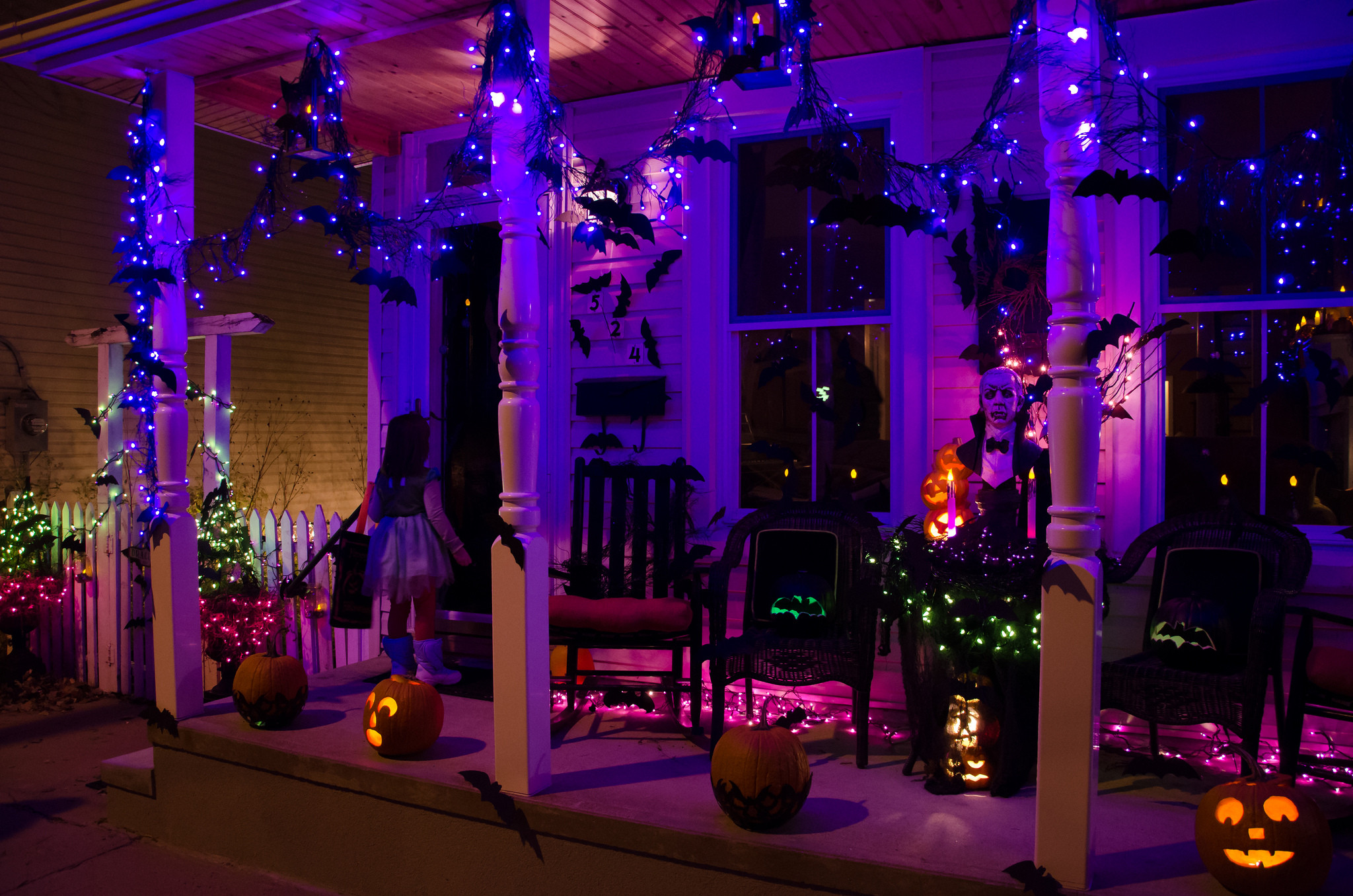 Outdoor Halloween Lights
 plete List of Halloween Decorations Ideas In Your Home