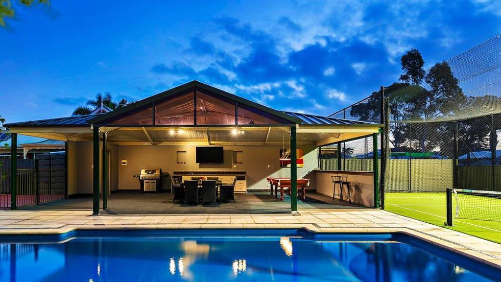 Outdoor Kitchen Adelaide
 Take a look at some dream outdoor kitchens in Adelaide