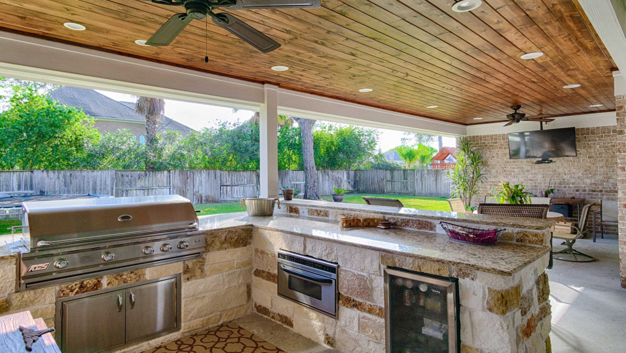 Outdoor Kitchen And Patio
 The Woodlands Outdoor Kitchen & Covered Patio Construction