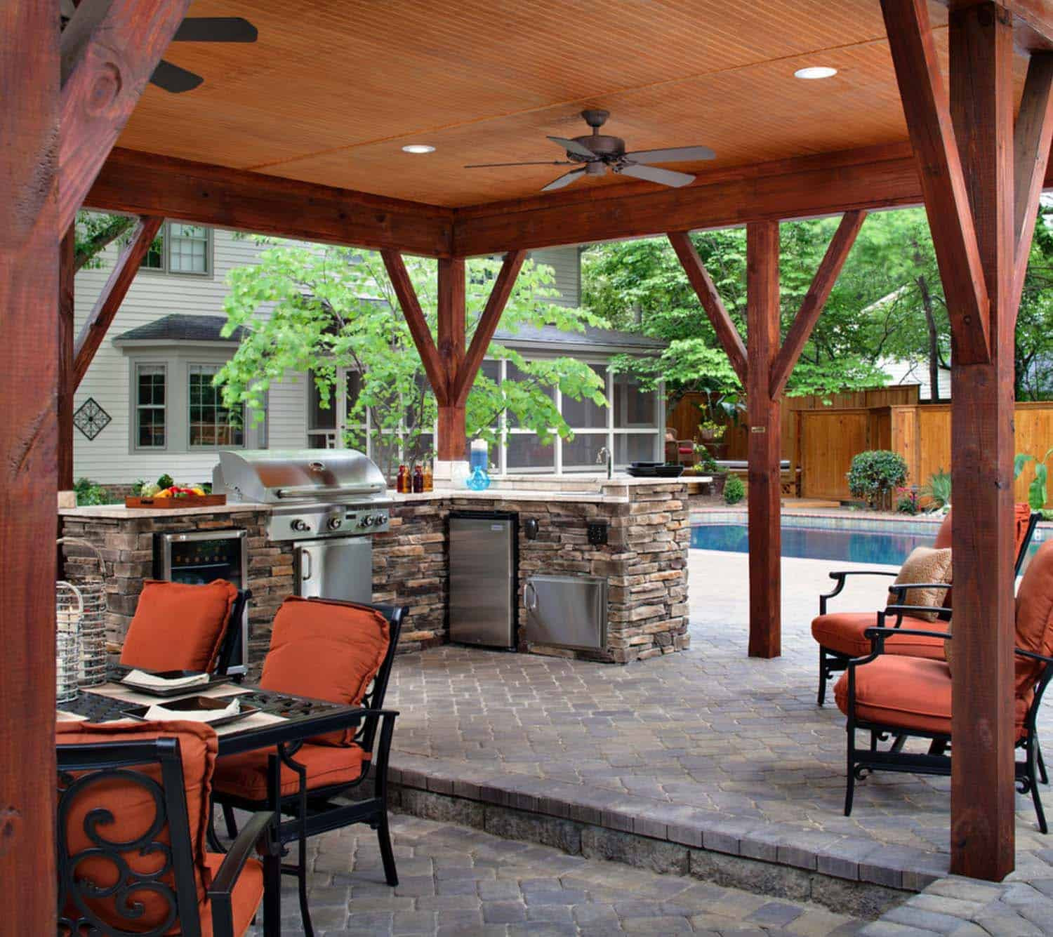 Outdoor Kitchen Bar
 20 Spectacular outdoor kitchens with bars for entertaining