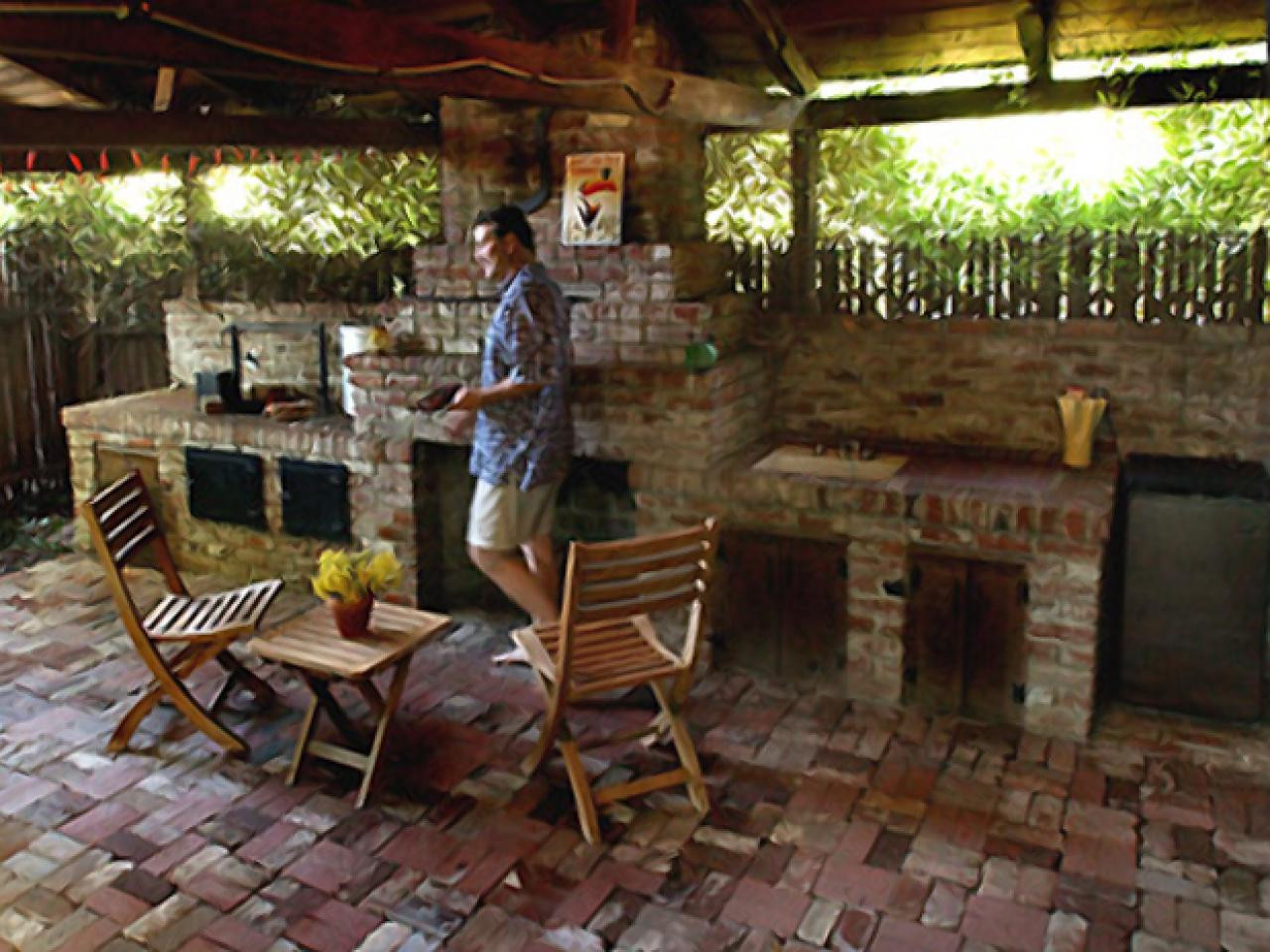 Outdoor Kitchen Builders
 Building Some Outdoor Kitchen Here Are Some Outdoor