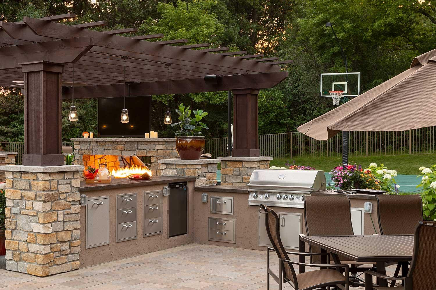 Outdoor Kitchen Components
 Outdoor Kitchens in Minneapolis MN