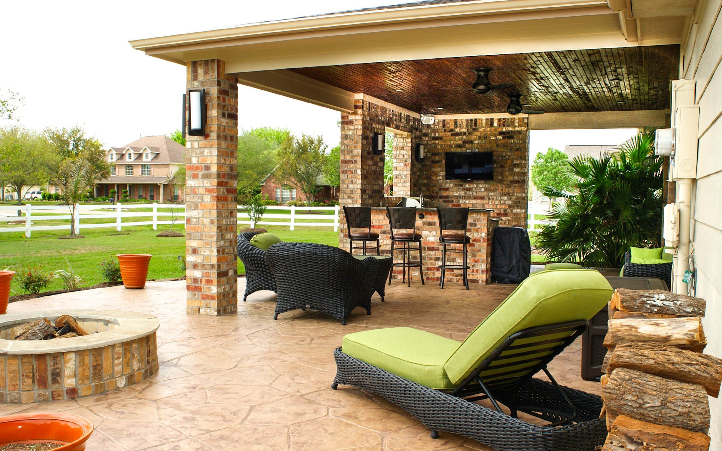 Outdoor Kitchen Cover
 Patio Cover & Outdoor Kitchen in Pearland Estates Texas