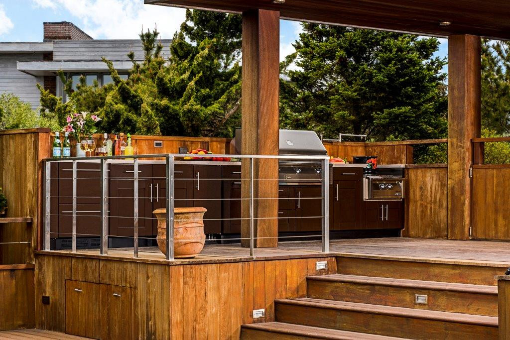 Outdoor Kitchen Deck
 Outdoor Kitchens on Decks What You Need to Know