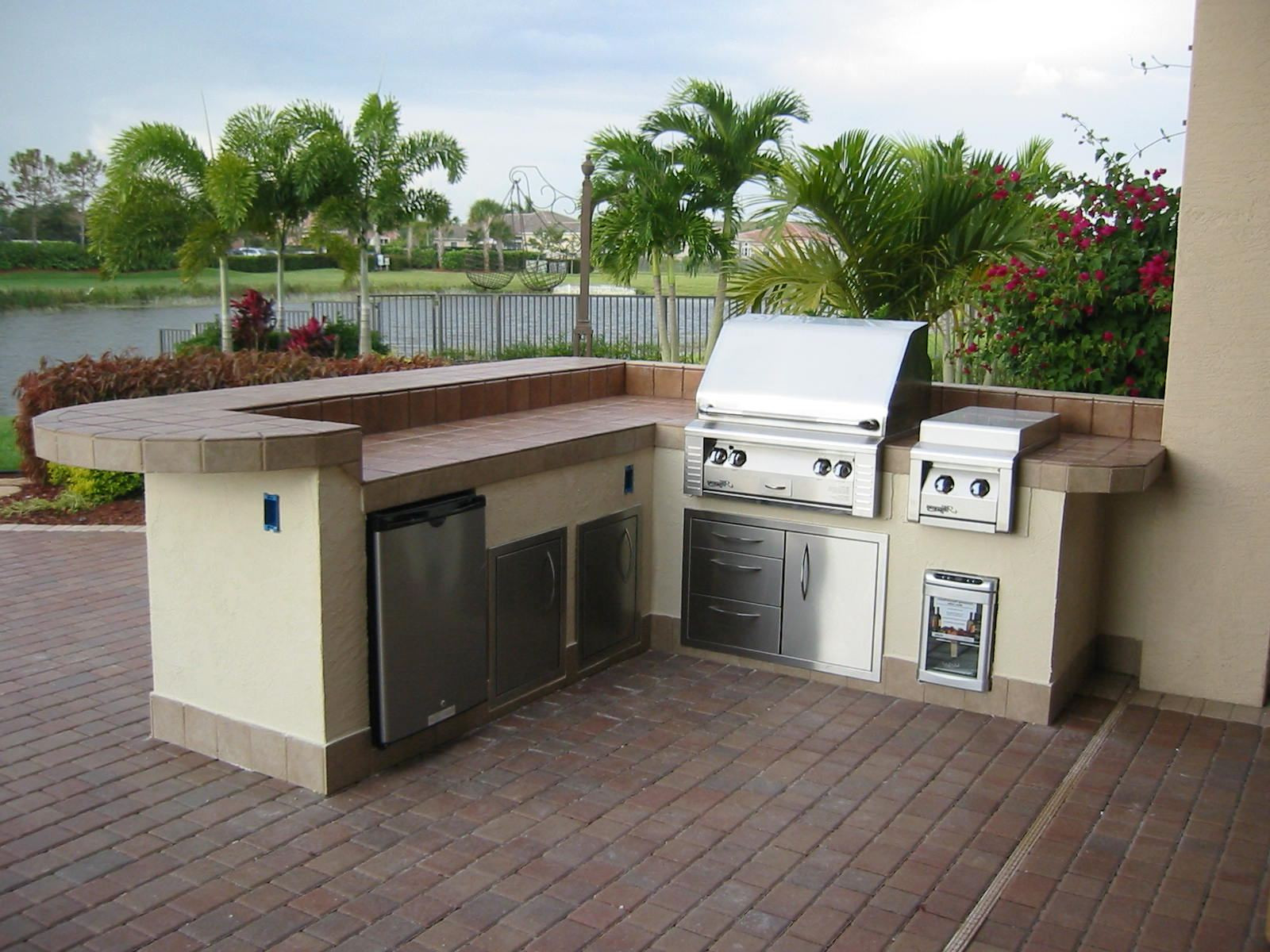 Outdoor Kitchen Kit Lowes
 35 Ideas about Prefab Outdoor Kitchen Kits TheyDesign