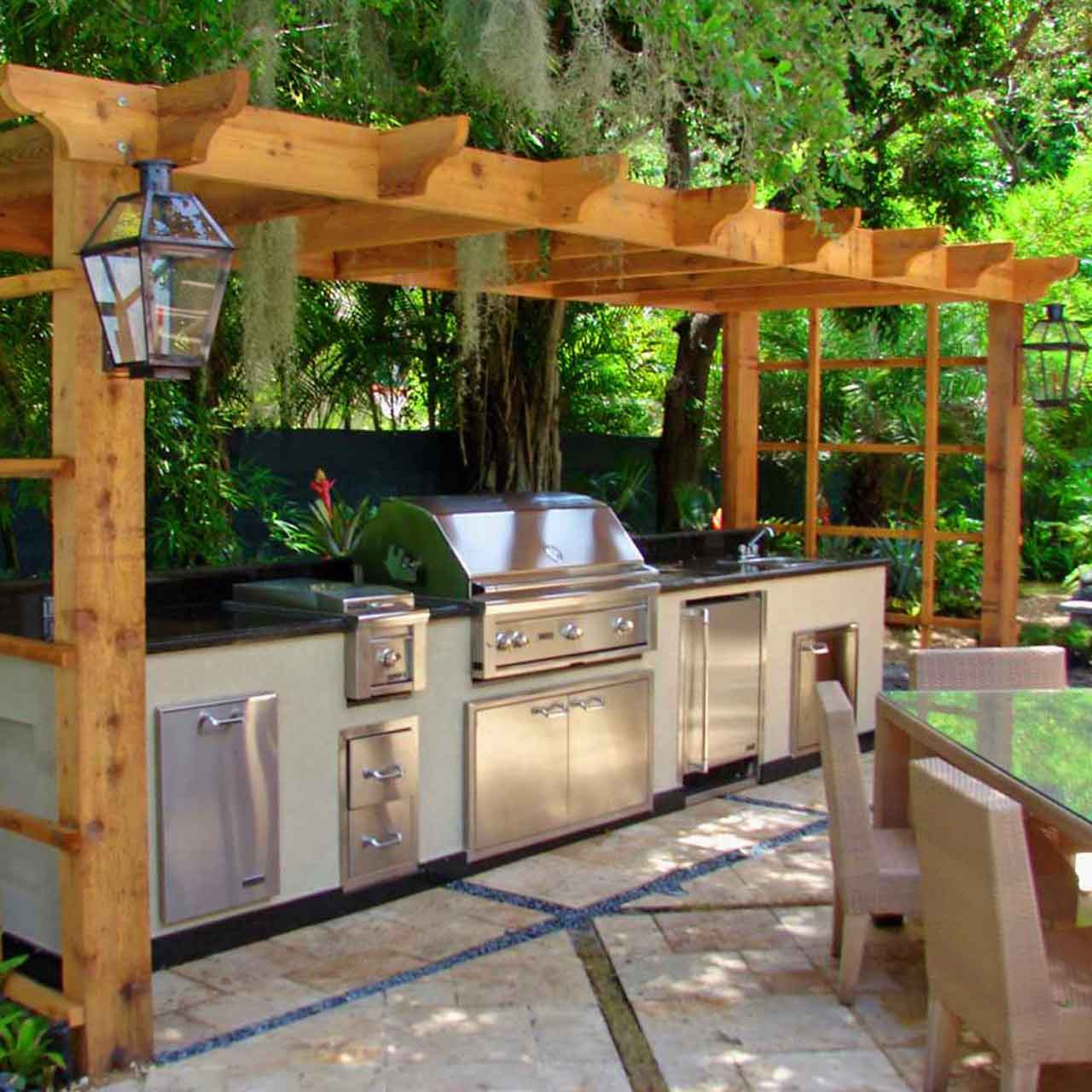 Outdoor Kitchen Layout
 Outdoor Kitchen Layout – How to Wel e the Christmas