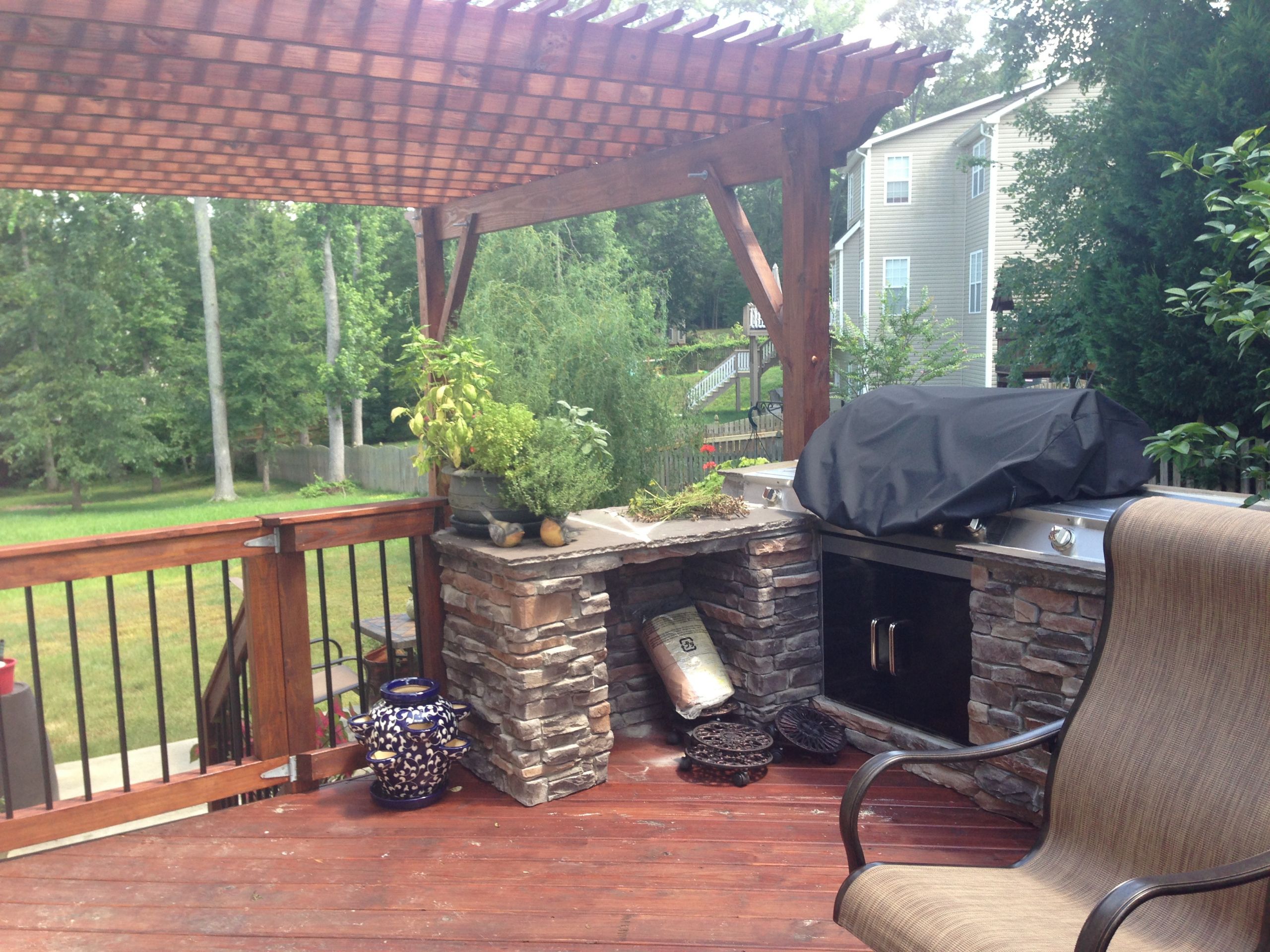 Outdoor Kitchen On Wood Deck
 7 Ways to Design the Perfect Deck