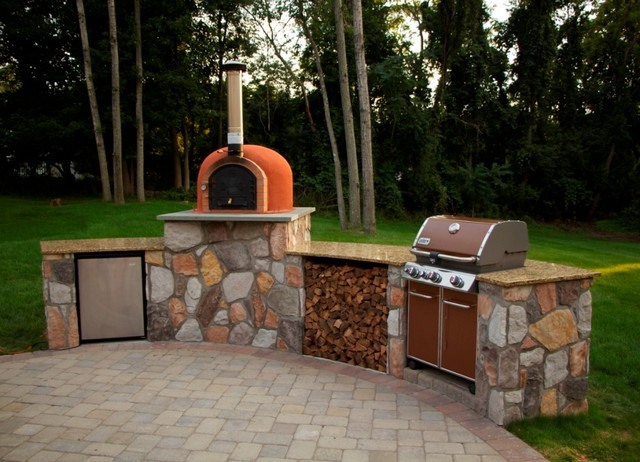 Outdoor Kitchen Oven
 Outdoor kitchen with wood fired pizza oven