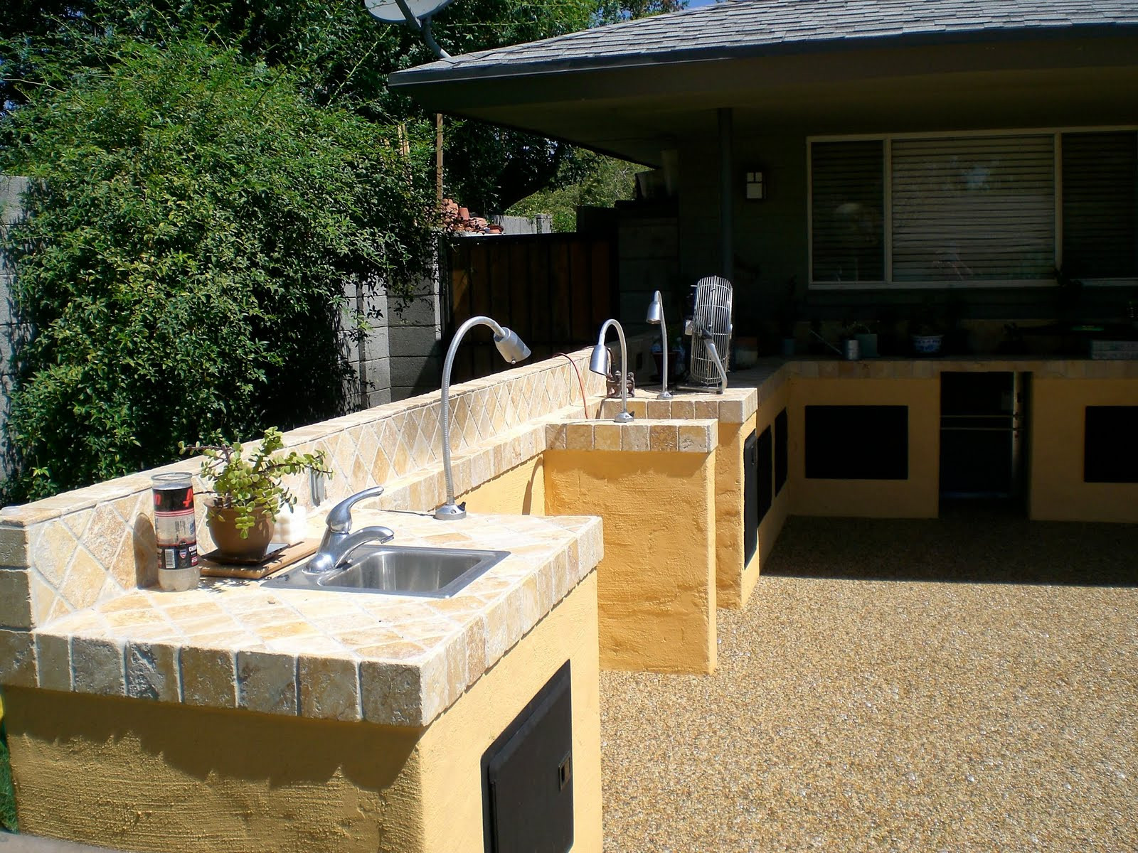 Outdoor Kitchen Tile
 Outdoor Kitchen Construction Some Tile
