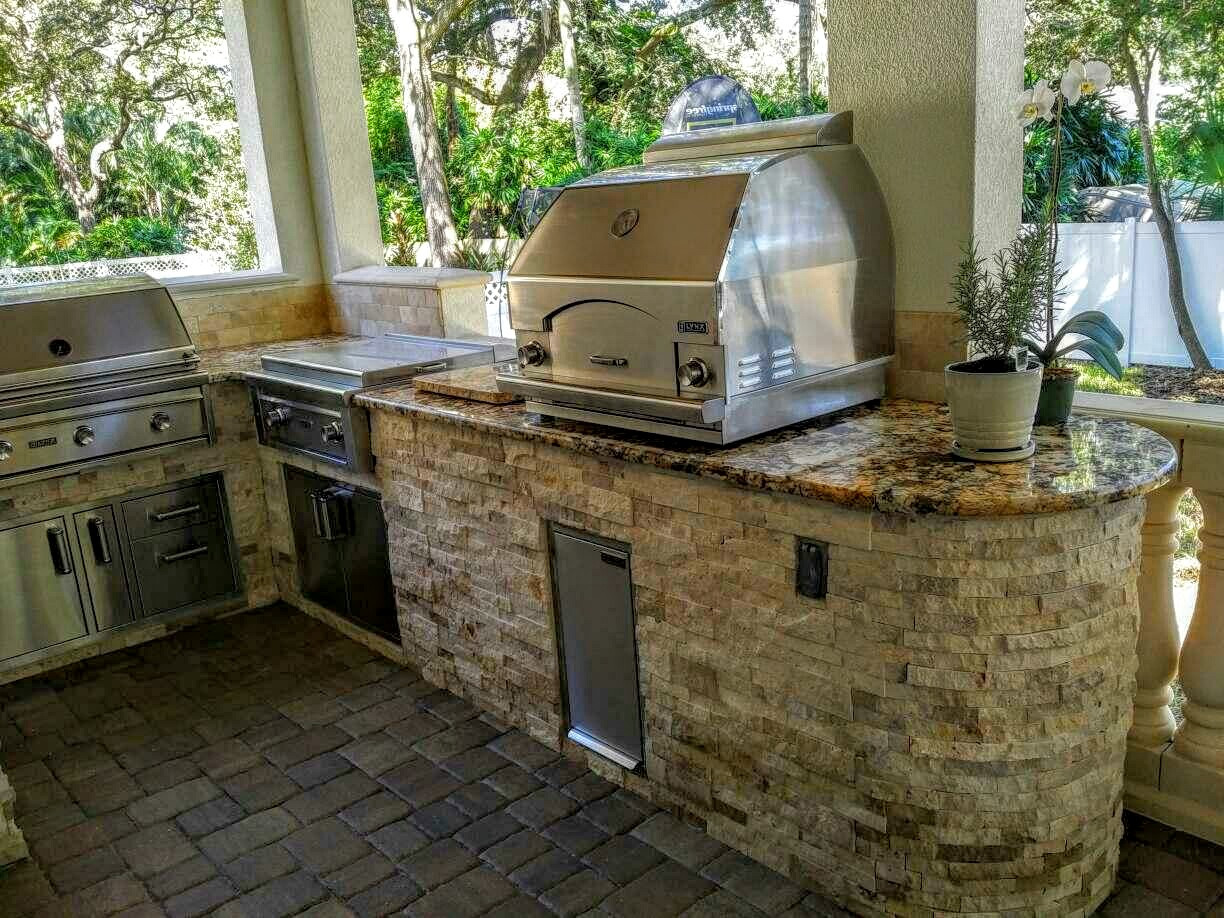 Outdoor Kitchen With Pizza Oven
 Outdoor Kitchen with Grill Pizza Oven Creative Outdoor