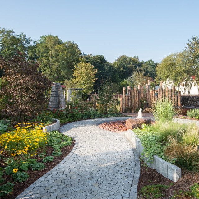 Outdoor Landscape Backyard
 15 Outstanding Contemporary Landscaping Ideas Your Garden
