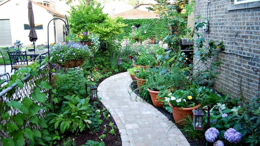Outdoor Landscape Small Space
 How to Landscape a Small Yard or Patio