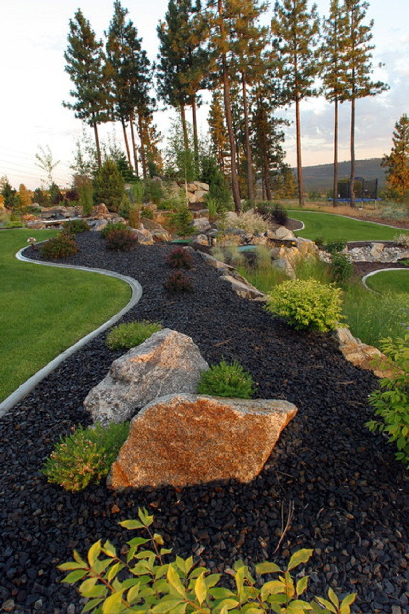 Outdoor Landscape With Rocks
 Natural Rocks For Landscaping – HomesFeed