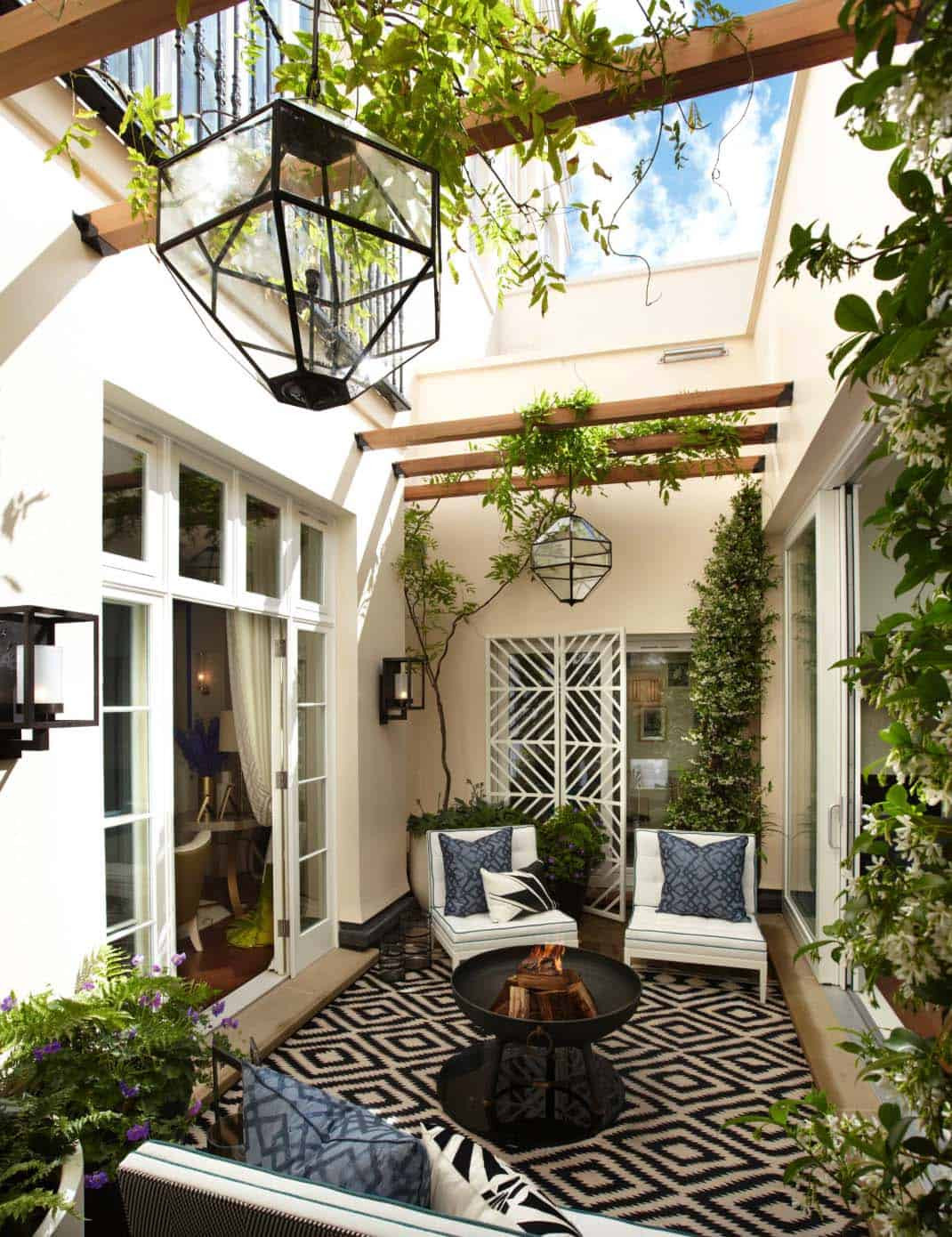 Outdoor Living Space Ideas
 33 Fabulous Ideas For Creating Beautiful Outdoor Living Spaces