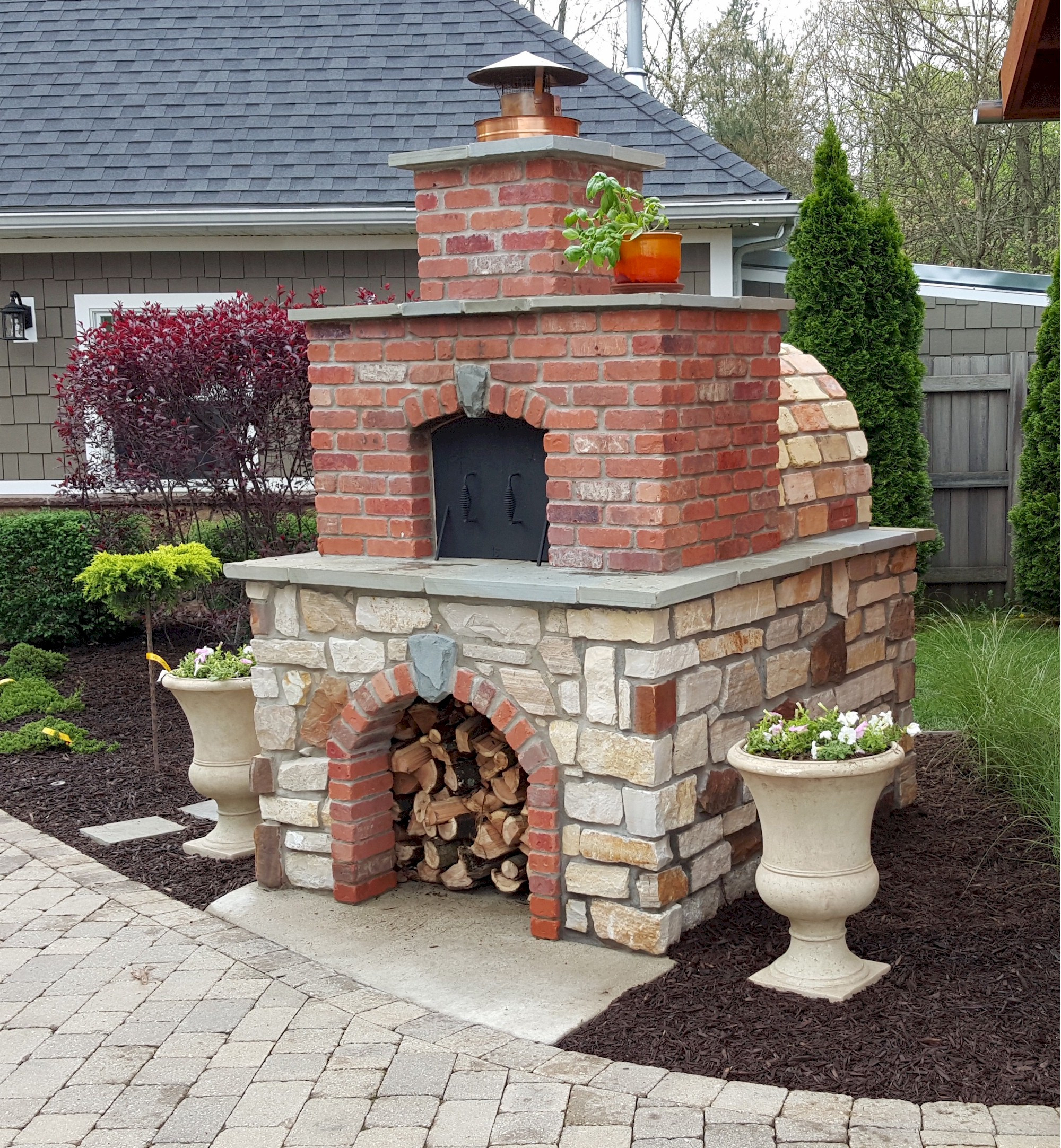 Outdoor Wood Oven DIY
 DIY Wood Fired Outdoor Brick Pizza Ovens Are Not ly Easy