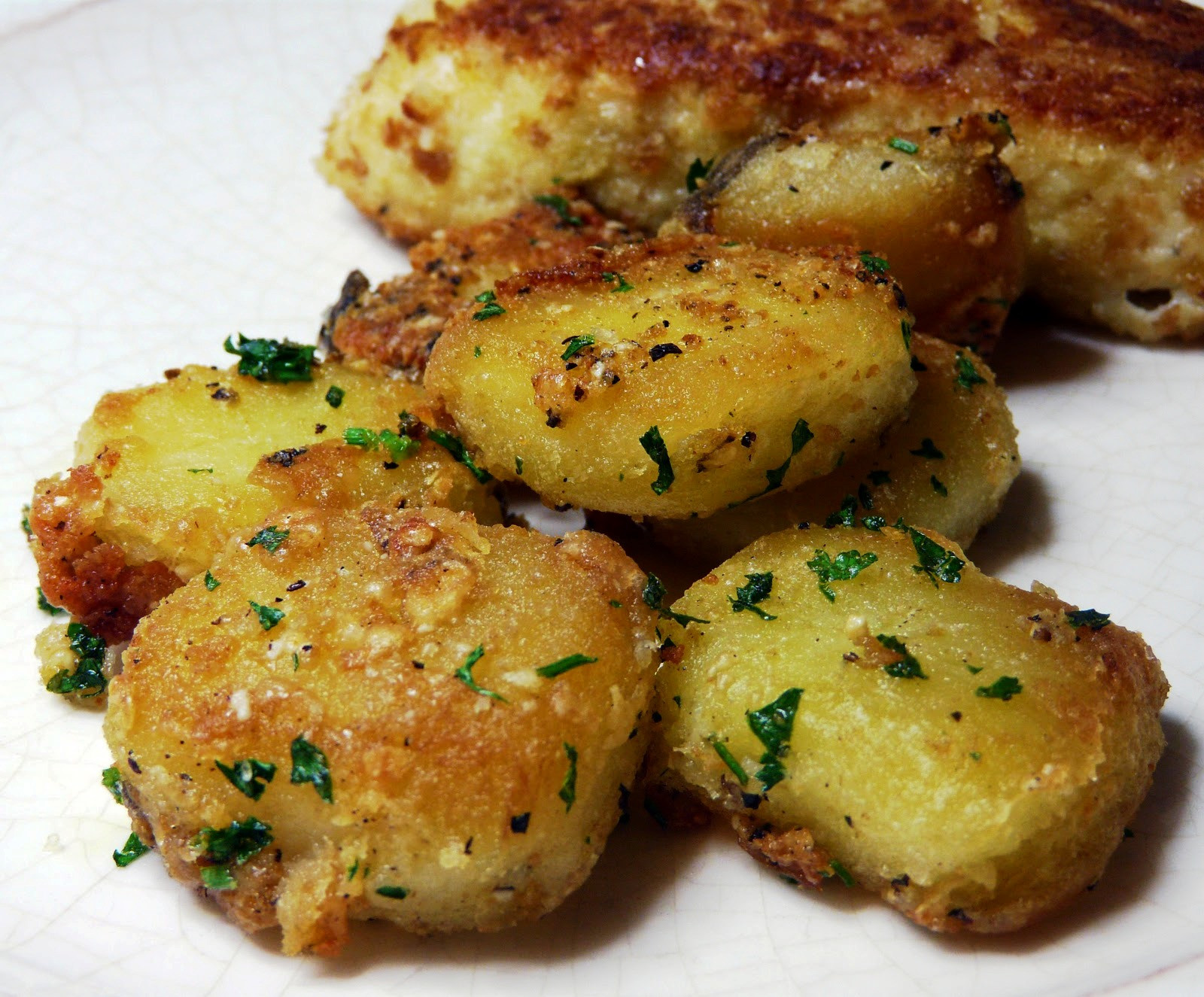 Oven Roasted Russet Potatoes
 The Bestest Recipes line Parmesan Garlic Roasted Potatoes