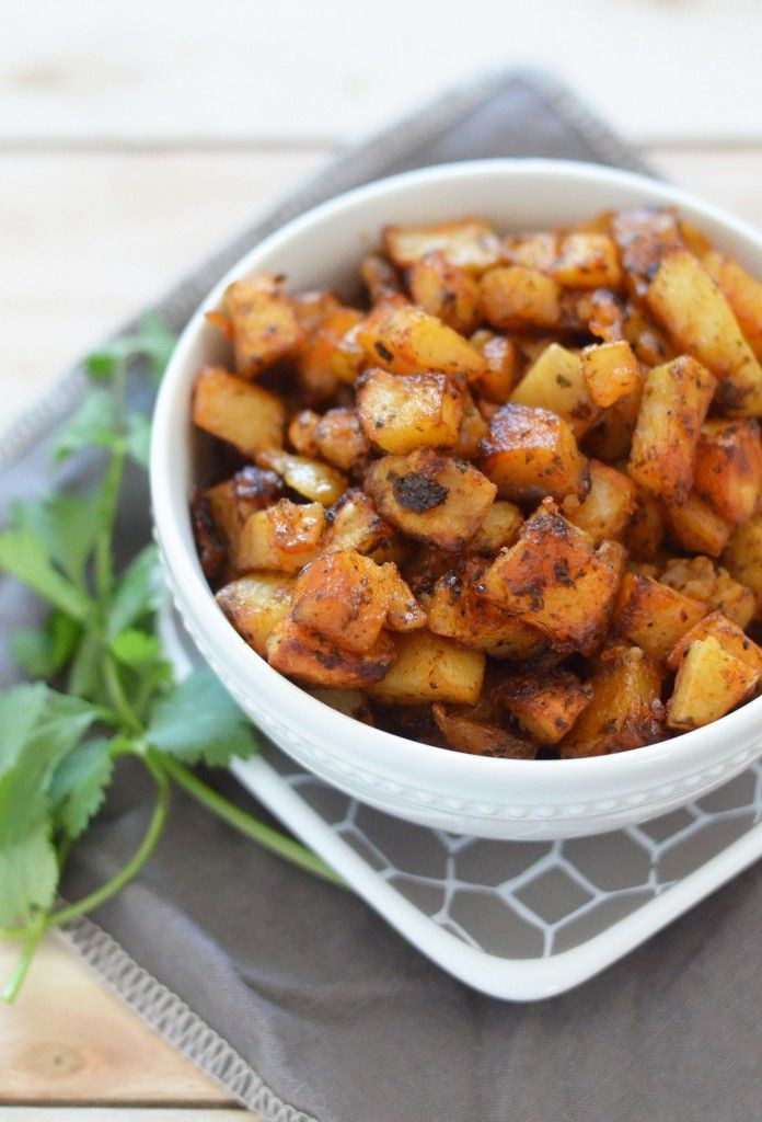Oven Roasted Russet Potatoes
 Roasted potatoes herbs and spices toasted to have a nice