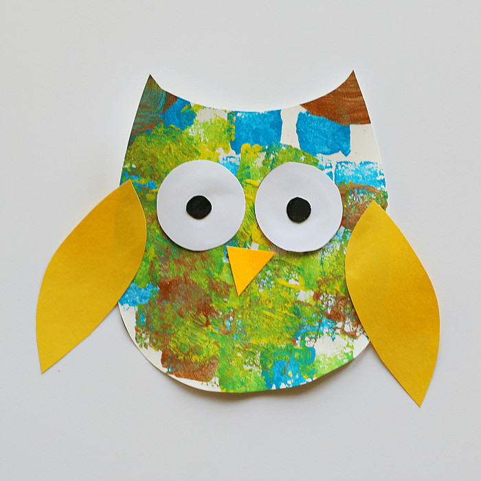 Owl Crafts For Preschoolers
 Sponge Painted Owl Craft for Kids with Owl Template