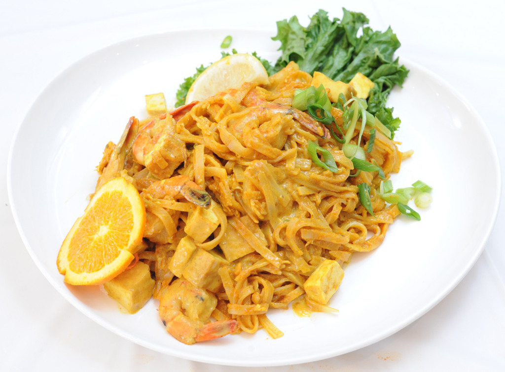 Pad Thai Curry
 SHRIMP Curry PAD THAI RICE NOODLES Noodle